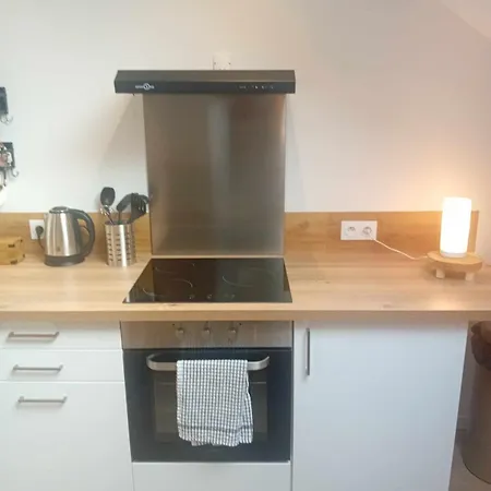 Et Calme - T3 Entierement Equipe Et Renove Apartamento Seloncourt