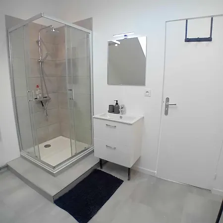 Et Calme - T3 Entierement Equipe Et Renove Apartamento *