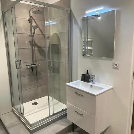 Et Calme - T3 Entierement Equipe Et Renove Apartamento Seloncourt